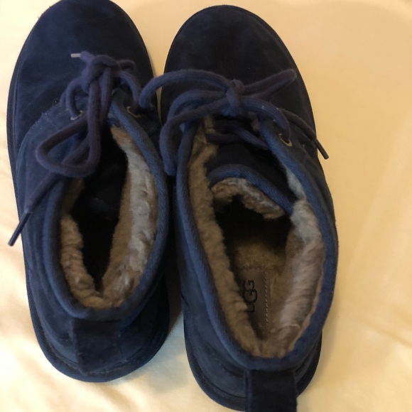 UGG Men’s Neumel Suede Chukka Boots - Picture 7 of 16